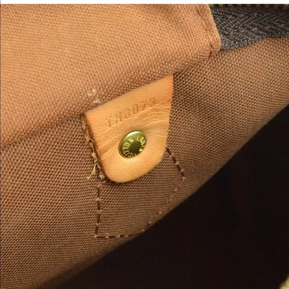 Louis Vuitton Speedy 30 - Picture 12 of 15